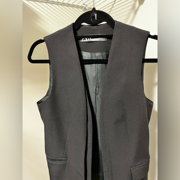 Zara blazer vest in black, double lined - Picture 2 of 5